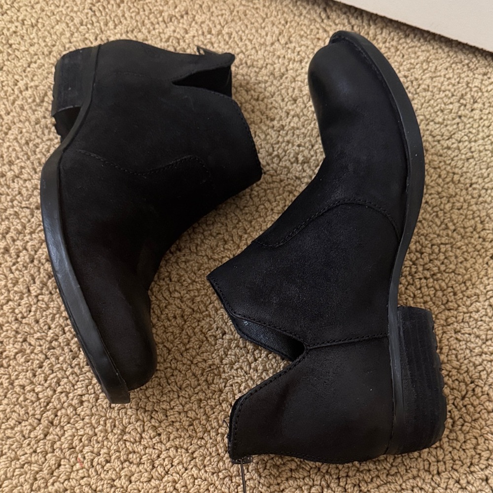 Born Black Booties
